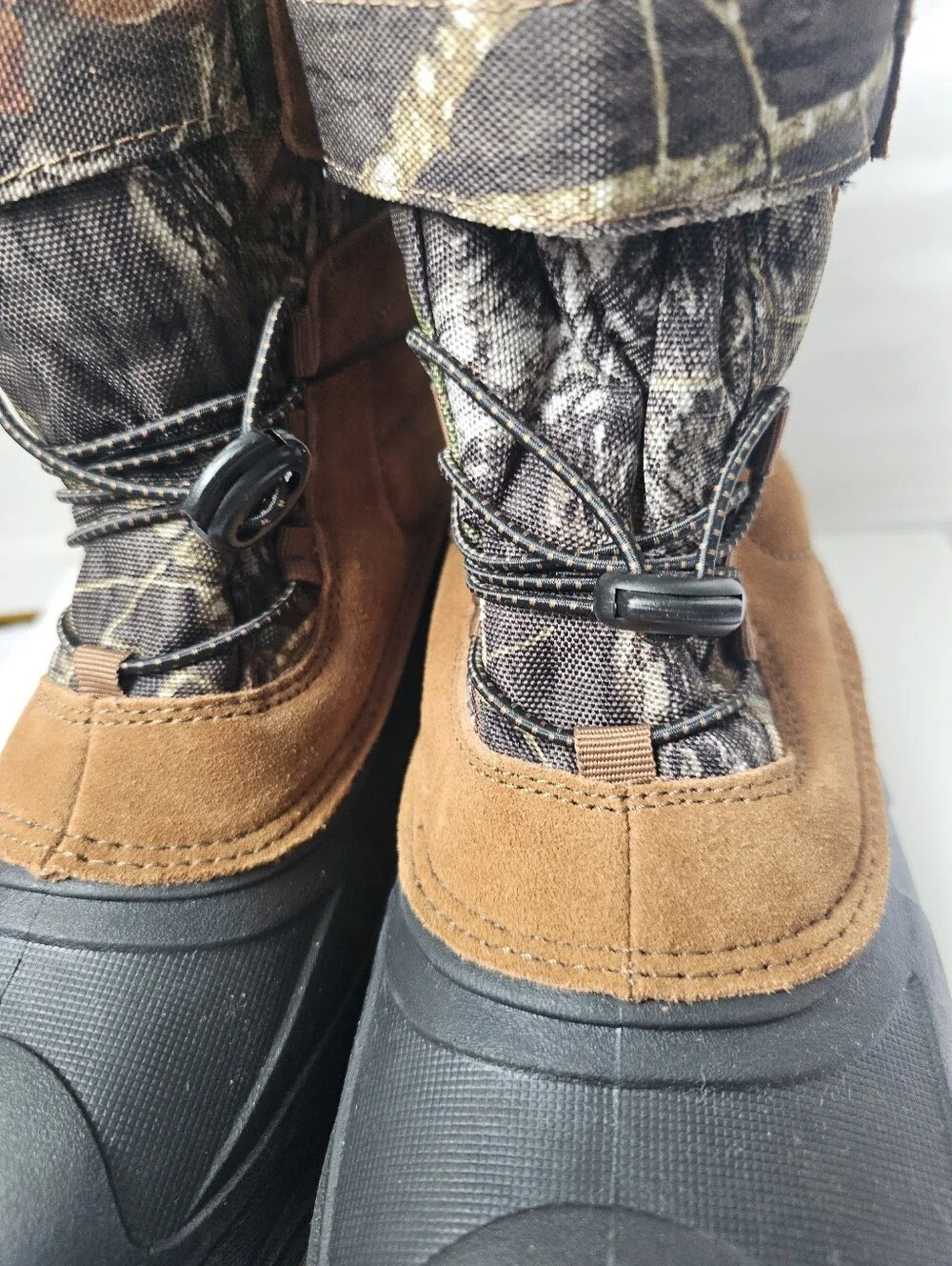 NWT Ozark Trail Snow Boots – Mossy Oak Camo – Men's Size 9 – Waterproof – Rated